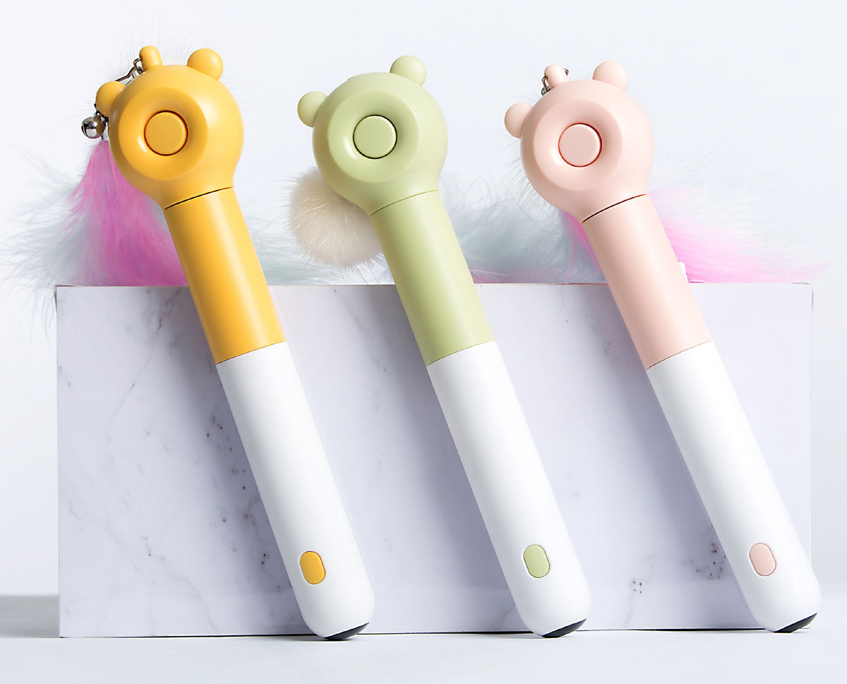 Pet Life ® 'KITIQUE" 3-in-1 Retractable and Extendable Feathered and Laser Wand Kitty Cat Teaser